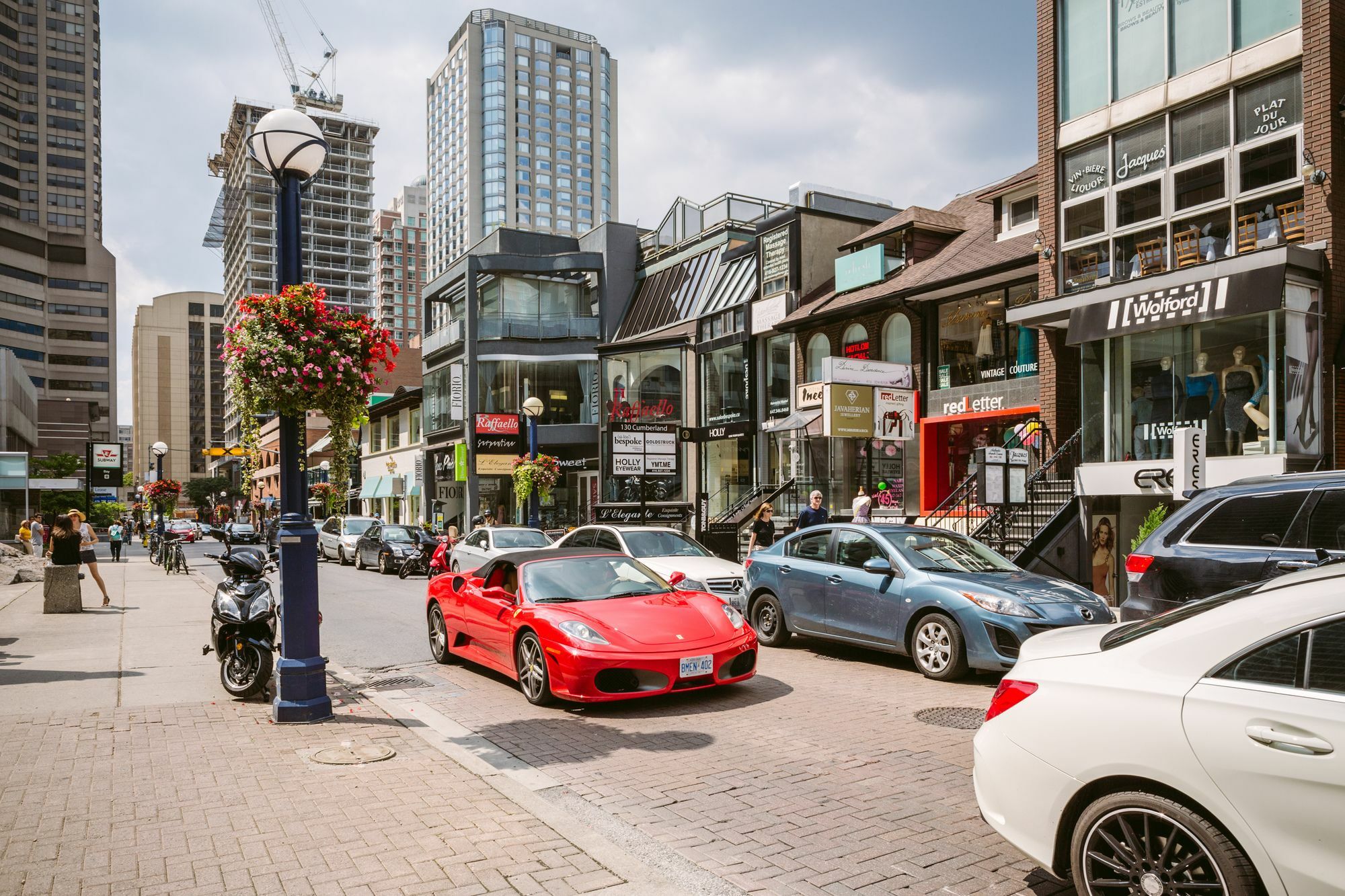 Quickstay - Classic & Trendy Yorkville Condo Toronto Extérieur photo